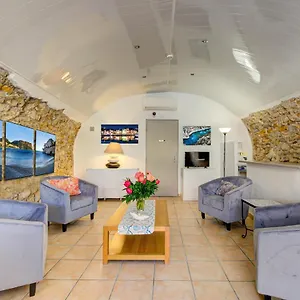  Hotel Des Calanques France